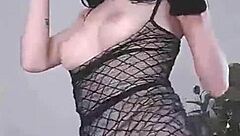 koreana novinha teases her wet pussy solo slowly