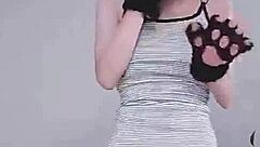 koreana novinha teases her wet pussy solo slowly