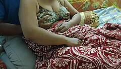 Desi Bhabhi Flashes Pussy to Boyfriend at Wedding