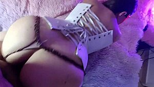 Hé waarom geile stiefmoeder doggystyle laten volpompen?