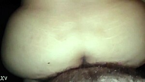 Babe Chubby Panas Membongkok Untuk Aksi Dalam