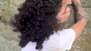 knuller min varme colombianske kjæreste ved offentlig elv, så vill! 🌊