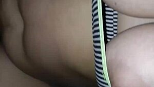 Sain porauksen pizzamieheltä olohuoneessa, ja hän purki persukselle! 🍕💦