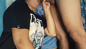 Naakit Ako sa Gwapo Kung Pamangkin untuk pertama kali Filipina MILF naik