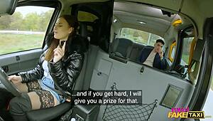 Ei, no Táxi Falso Feminino, Fica de Pau Duro e Ganha Desconto... e uma Foda Selvagem!