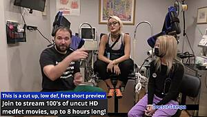 доктор Тампа проводит ежегодный осмотр Чэнни Кроссфайр раздвигает бритую пизду в латексе