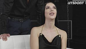 โอ๊ย หีใหญ่สาวน้ำตาลโดนควยใหญ่เจาะรูตูดลึก แล้วฉีดปากในสัมภาษณ์หื่น! 🔥🍑