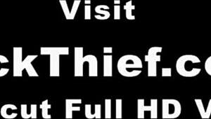 Me abruma ver a Goldie Glock pillada robando el collar y castigada con perrito intenso por la polla monstruosa de los polis