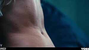 Bella Spark seduce a Kelly Collins para una acción lésbica apasionada en trailer caliente