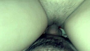 Kantoor affaire heet op als blonde babe baas verleidt na uren