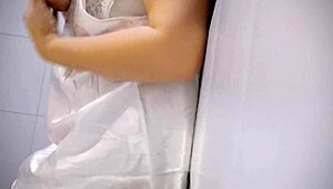 Babe gemuk basah dari main tetek besar