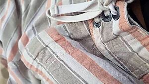 Αυτή η όμορφη μελαχρινή ερασιτέχνης πήγε για σεξουαλικό μασάζ που έγινε εκθεσιαστικό dogging στην παραλία με τύπο από Tinder