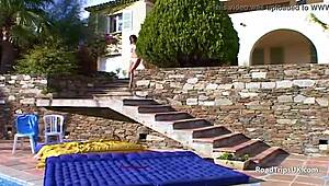 Vau, nämä 5 brittityttöä tuli niin villiksi ja pahiksi lomallaan ulkona orgyissa