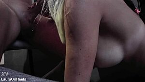 Tetas Grandes Milf Mamada con Coletas Rubias y Semen en Boca Vista Previa