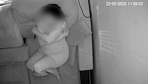 Zgodba o tem, ko sem ujel ženo v zasebnem trenutku doma