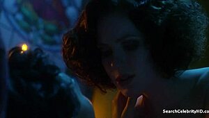 I feel so drawn to Gracie Gilbert's big tits and nude scenes from Underbelly S06E06 in 2013, it's just captivating and sexy.