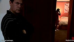 Worstelaar neukt vastgebonden milf slaaf anaal ruw