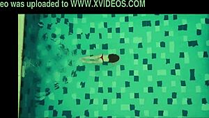 Angeli Khangの映画マージャン・ナイツで18+フィリピン・ティーンがセクシー水着でアナルファック