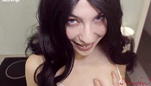 Vrtal som tej tučnej babe prírodné cicí zadok v kuchyni s obrovským k*kom creampie fetišom