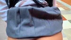 Kolumbialainen latinalainen teini univormussa kuvataan kahdesti parvekkeella amatööri-seksiä varten! Oppilaat nussivat koulun patiolla ja huoneessa!