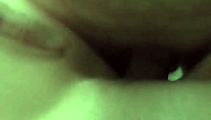 Tengok pelacur muda 18+ ni dapat pepek dikongkek bogel di trinajor semasa workout 😏