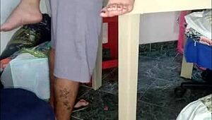 I fucked my sister's greedy pussy after seeing her photos.