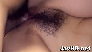 Natsu Ooniwa สาวขี้อายแต่ดุเดือด มือสมัครเล่นบูชามือและของเล่นบนตัวใน JAV ไม่เซ็นเซอร์