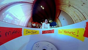 Dominatrix Mistress April - Chica de Ipanema con agujeros enormes cachondos para doble fistfuck.