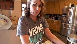 Så, tror du du kan impregnerte kjærestens hete mor Lauryn Mae?