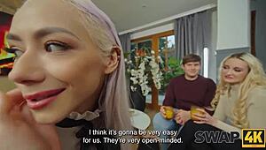 Swap4k par strækker fisse første gang