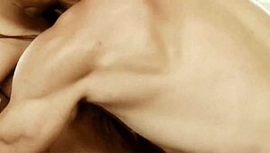 Mahu belajar anal dari guru cantik ini?