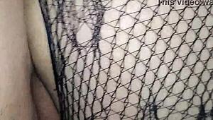 Kongkek Pepek Isteri Semasa Dia Pakai Bodystocking Seksi Yang Digunakan Kongkek Dengan Kekasihnya