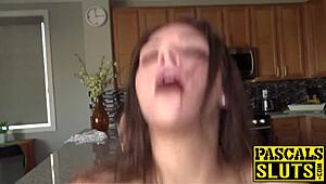 킴버 우즈 페이스 시팅 후 본디지 아날 훈육 당함