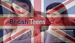 طالبة جامعية بريطانية بديلة ساخنة تلعب بكسها حتى تهز