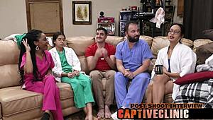 小柄18+ナースアリアニコールの病院支配でアナル指入れディープスロート準備オッケー？