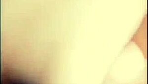 Søde latinske 18+ piger får vilde orgasmer og creampies i hjemmelavet udendørs squirting kombo