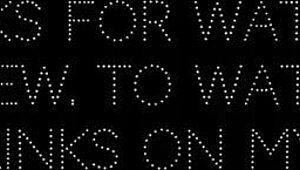 Stupide moi, je n'ai pas remarqué que baiser la meilleure amie de ma belle-mère mène à une grosse creampie blonde en levrette