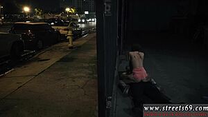 Я так связана в домашнем бондаже, девчонка 18+ в экстремальной соло-доминации на улице