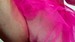 ¡Ey hada sexual, lista para provocarme con tu cuerpo petit curvilíneo 18+ y azotarte el culo?