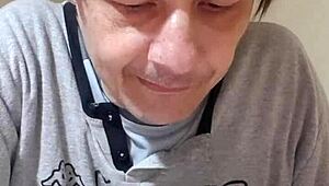 Так тянет к этой истории о любви ангела в первой главе