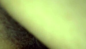 Отчим потрогал гладкую мокрую пизду сводной сестры и разорвал шмотки для жёсткого траха