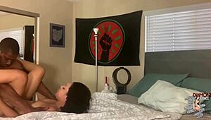 Diamond Banks gebogen voor doggy neuk door Isiah Maxwells grote pik