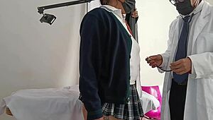 Di bilik hospital pesakit Latina merayu doktor jangan pancut dalam kongkek terhenyak