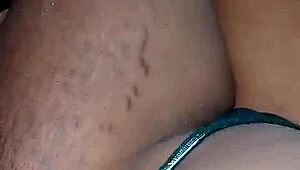 Afrikalı büyük siyah yarrak seksi esmeri sikiyor