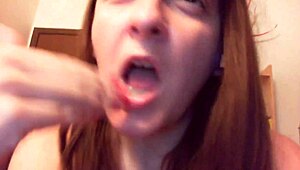 er det bedre en gummifitte eller en ekte din mor viser deg hvordan bruke dem til å masturbere