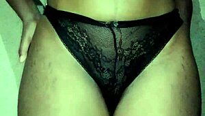 Não dá vontade de foder essa bunda perfeita bem na buceta apertadinha dela?