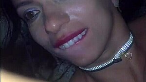 Prostituta Lene leva pauzão interracial em público ao ar livre com orgasmo e creampie de estranho