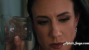 penny barber és ryan keely segít ellazítani a mostohaanyát, aki MILF-fé változott