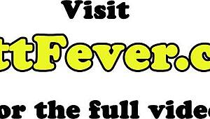 Najstnica trdo analno jebana v medrasnem tričku s spermo v ustih!