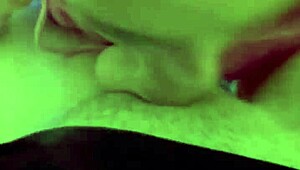 Loira de moletom leva face fuck rough deepthroat com engasgo baba até gozo na boca 😏 caseiro europeu fetiche